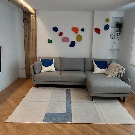 Alojamiento Moderno Y Sofisticado Con Vistas A La Ciudad Билбао Екстериор снимка
